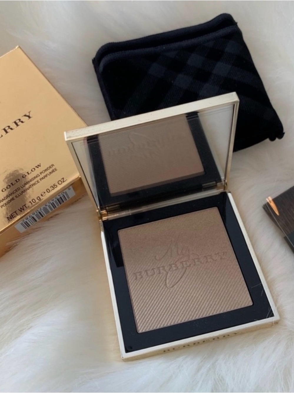 Burberry Gold & Glow Luminous highlight Powder